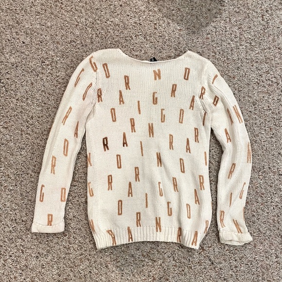 H&M Cream Sweater with Letter Design - Picture 2 of 2